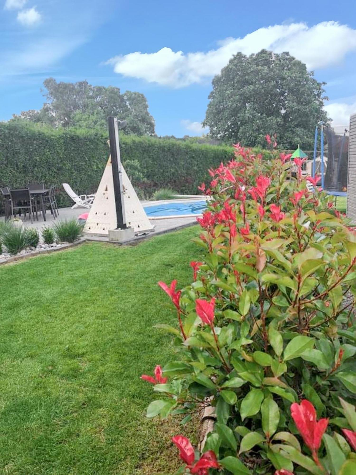 Charming House In Hamois With Shared Pool Villa Eksteriør billede